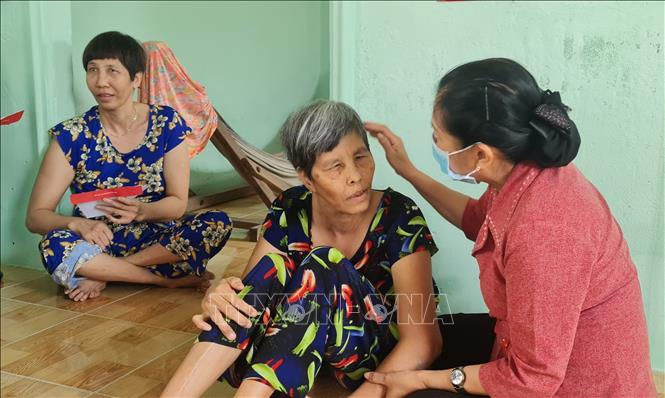 Tẩy độc dioxin cho nạn nhân